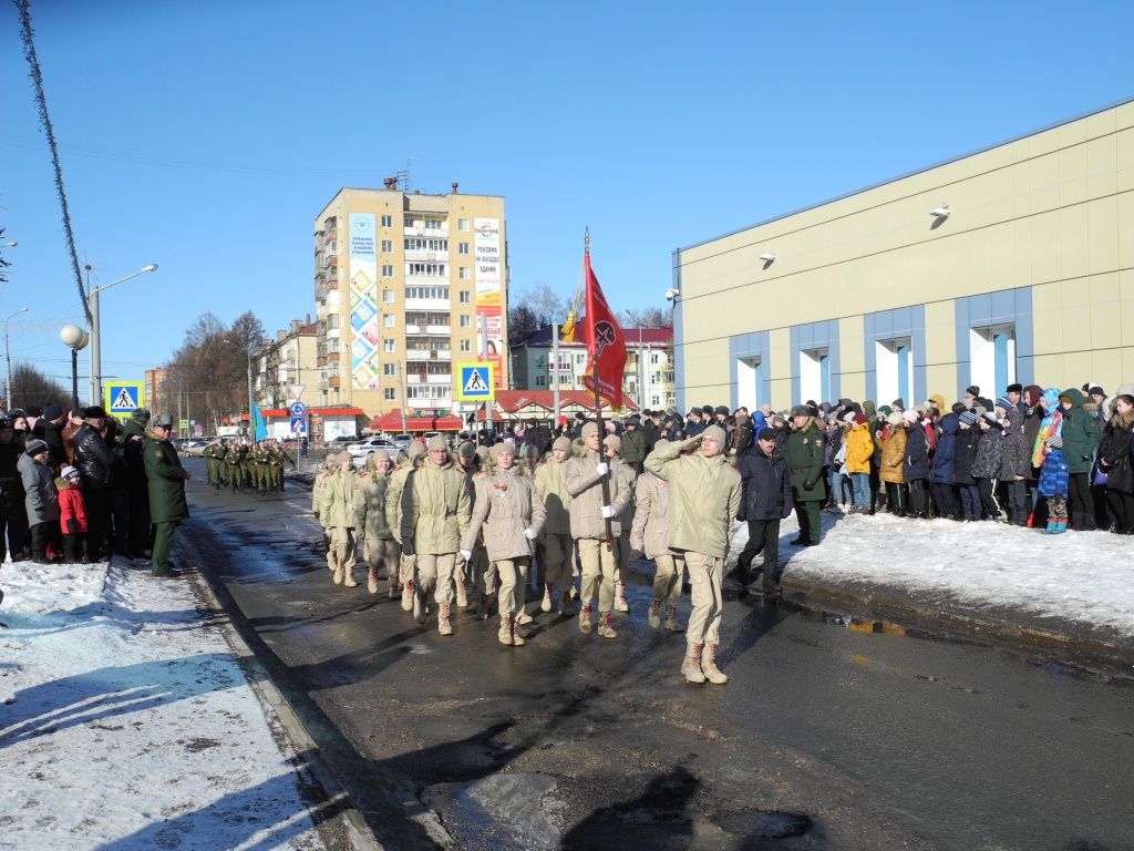 ЮНАРМИЯ на марше (Фото Натальи Кулишовой).
