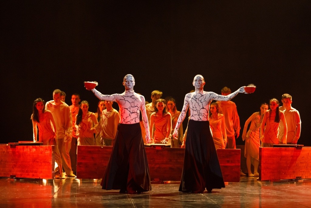 Старцы вызывали трепет у всего зала. Фото Евгения Никифорова.jpg