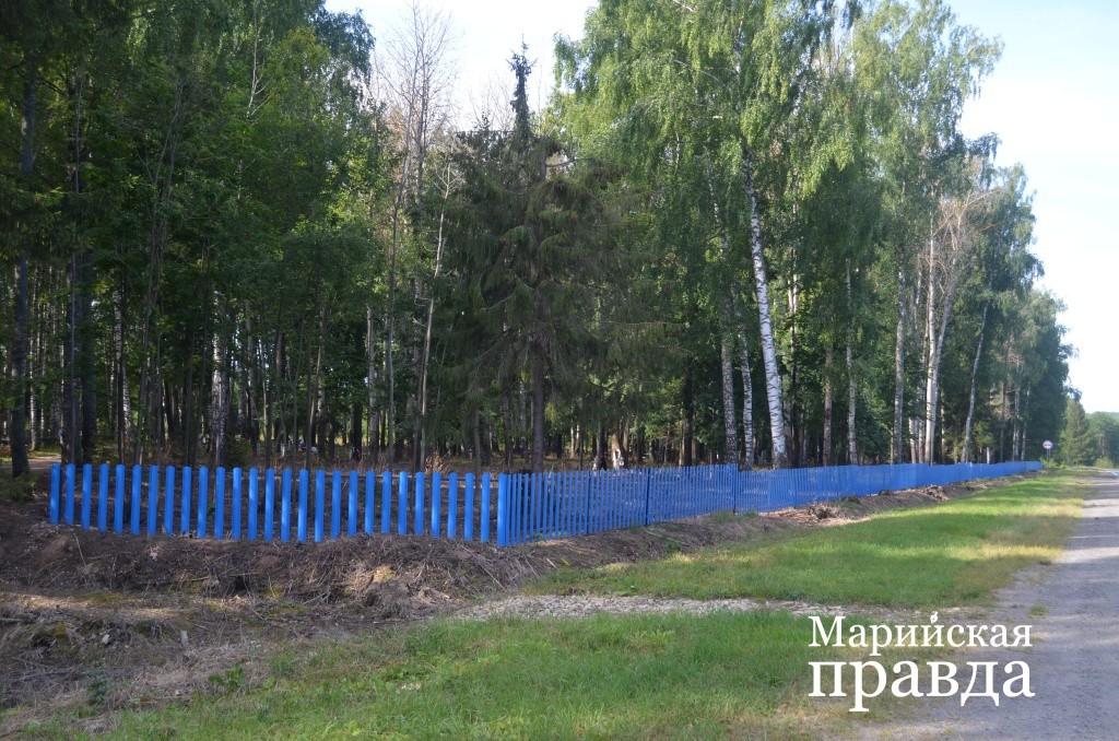 Кладбище в деревне Куприяново теперь огорожено со всех сторон. Кладбище в деревне Куприяново теперь огорожено со всех сторон 1.jpg