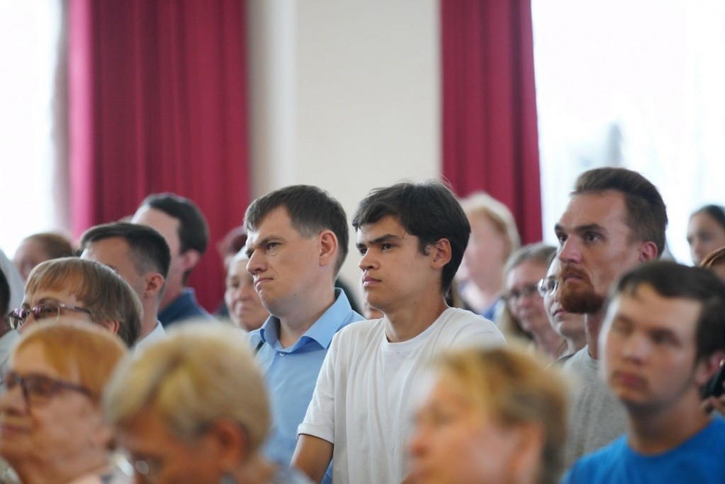 На встрече с православными волонтерами присутствовали люди самого разного возраста. (Фото Виктории Соловьевой, пресс-служба епархии). На встрече с православными волонтерами присутствовали люди самого разного возраста. (Фото Виктории Соловьевой, пресс-служба епархии).