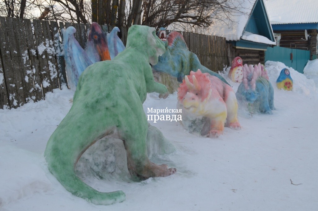 Kompaniya-iz-parka-YUrskogo-perioda (1).jpg