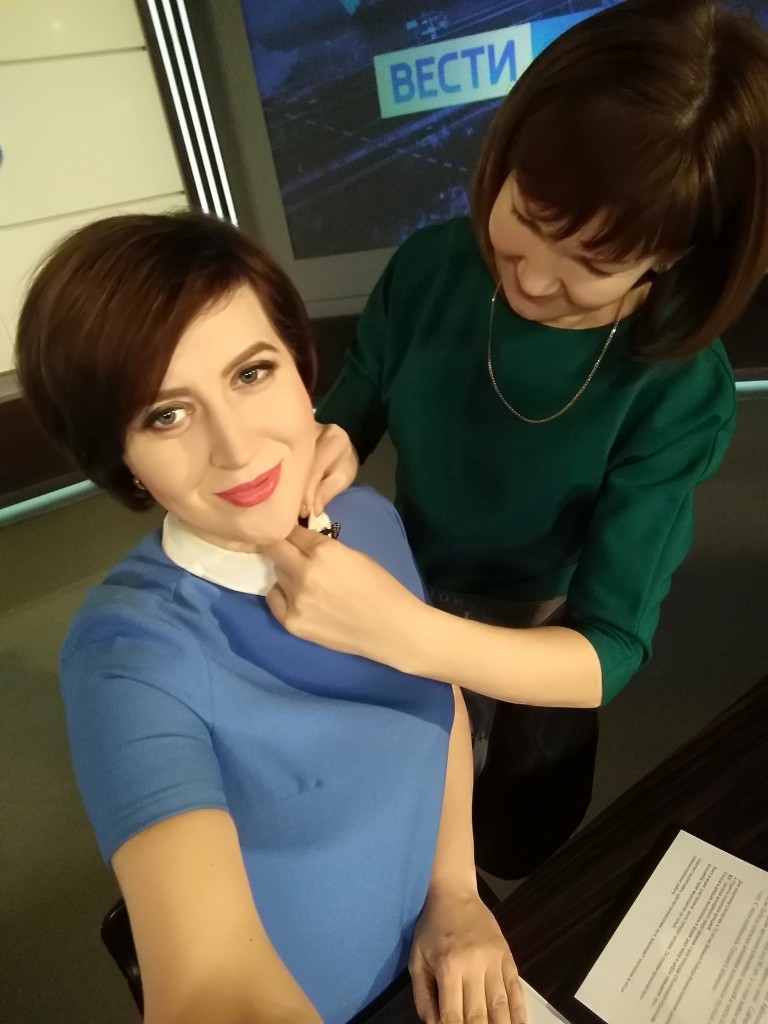 Последние приготовления к эфиру.jpg Последние приготовления к эфиру.jpg