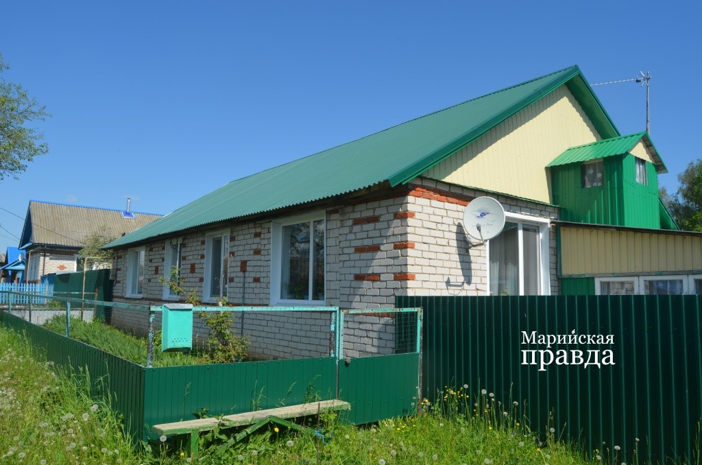 В этом доме на улице Полевой Ивановы живут уже больше 40 лет..jpg