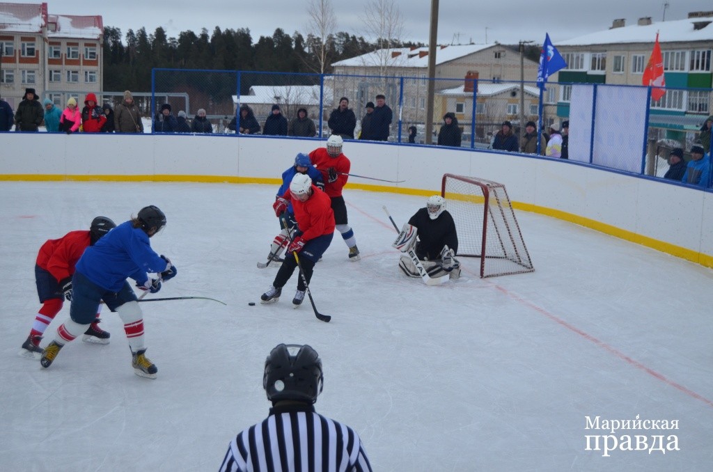 Атака на ворота.jpg