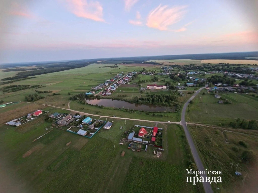 Так выглядит с высоты родная деревня Ивана 1.jpg