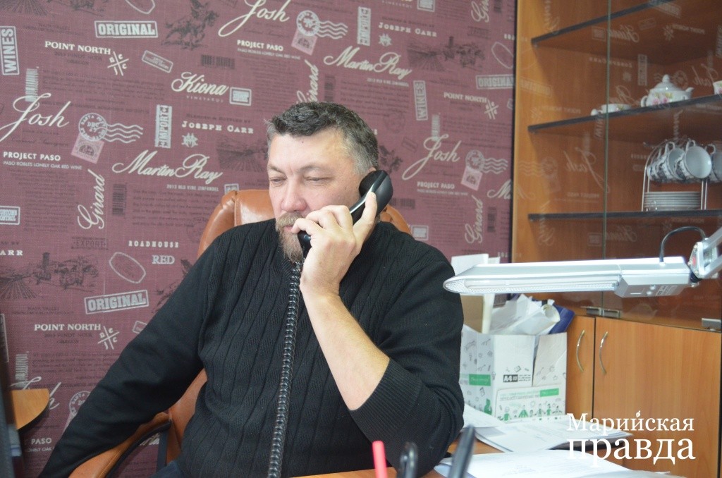 Главный ветеринарный врач Куженерского района Алексей Зыков все животные в процессе маркирования получат свой уникальный номер. Главный ветеринарный врач Куженерского района Алексей Зыков все животные в процессе маркирования получат свой уникальный .jpg