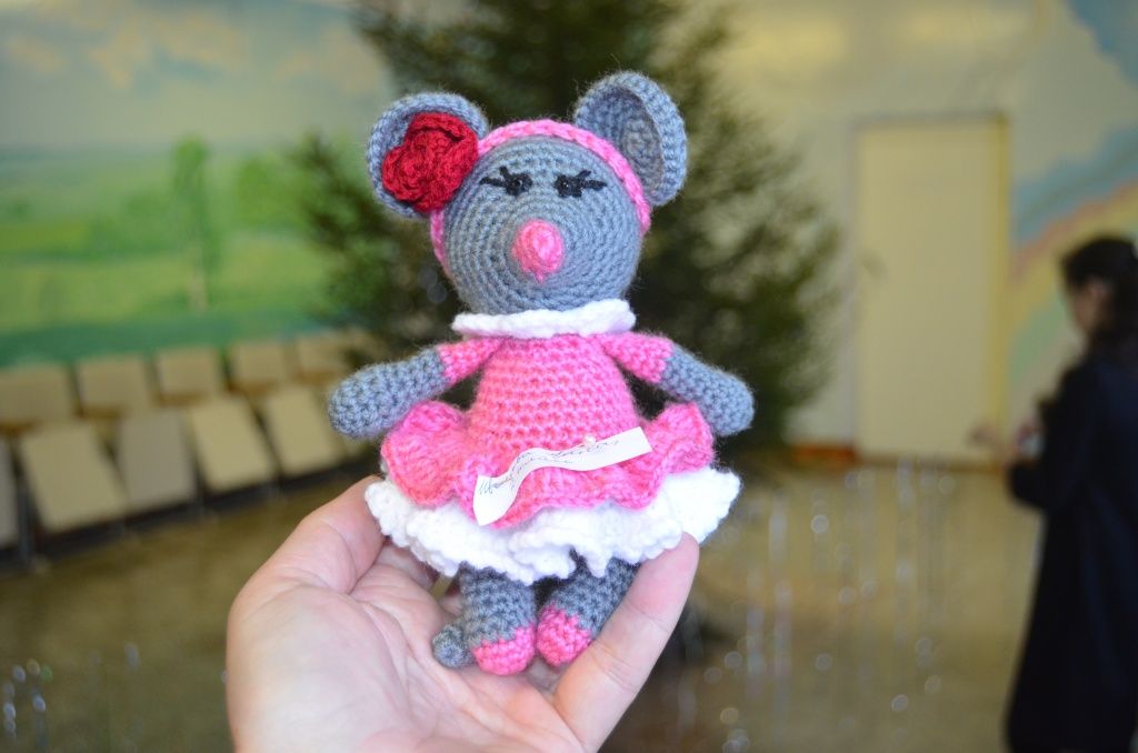 Очень милая крыска.