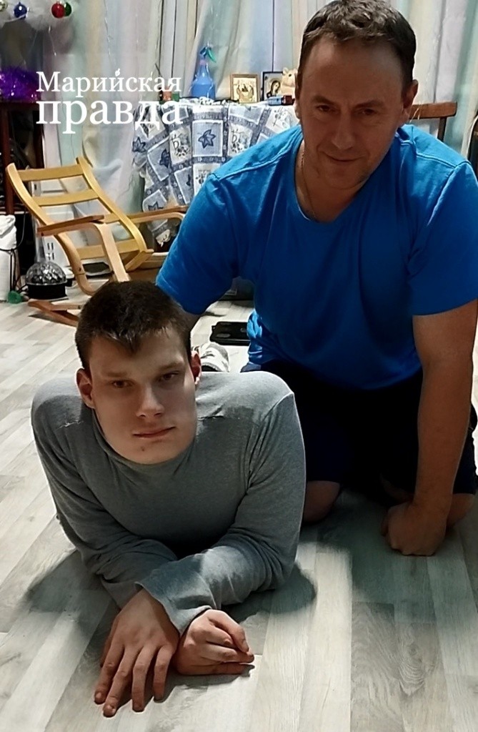 Папа знает о Сергее все! (Фото Натальи Кулишовой/ "Марийская правды"). Папа знает о Сергее все! (Фото Натальи Кулишовой/ "Марийская правды").