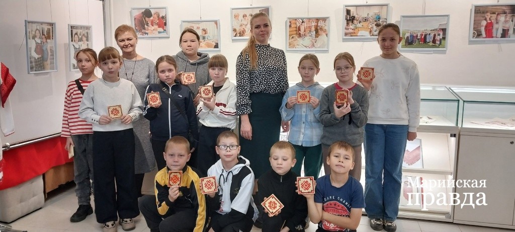 На экскурсию в музей вместе со своими учениками 1.jpg