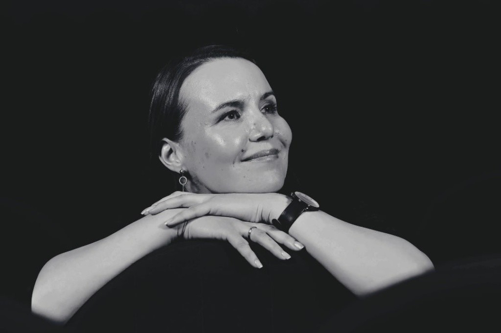 тихонова анжела.jpg