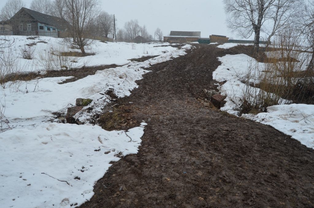 Так выглядел переезд весной.JPG