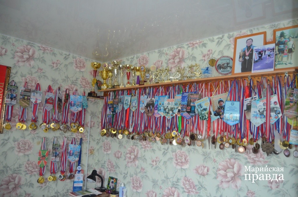 Только за последний год Вячеслав Чемеков завоевал на соревнованиях 53 медали1.jpg