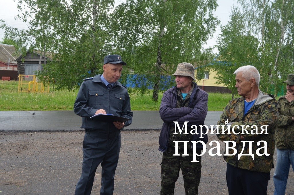 Инспектор Гостехнадзора Руслан Борисов приступает к работе..jpg