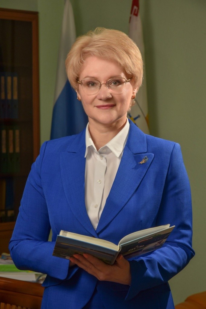 Ревуцкая фото.jpg