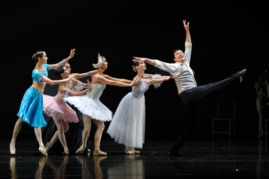 Хочется верить, что балет FATUM танца войдетв репертуар театра.jpg