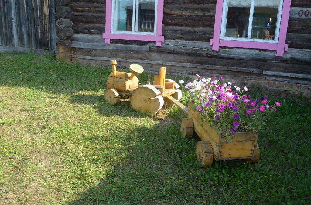 Паровозик не из Ромашково, а из Большого Ляждура.JPG