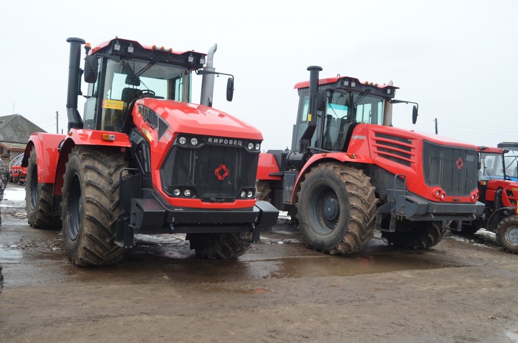 В последние годы в хозяйстве проводилось серьезное обновление технического парка.jpg