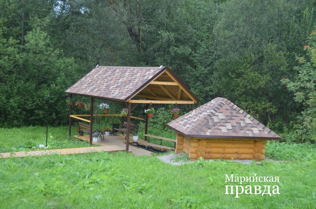 Родниковый комплекс замечательно вписался в местный ландшафт1.jpg