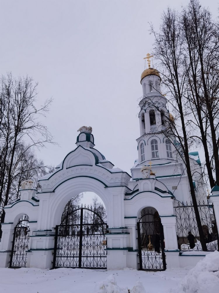 Новая церковь воздвигнута почти на окраине города. (Фото пресс-службы Йошкар-Олинской и Марийской епархии).