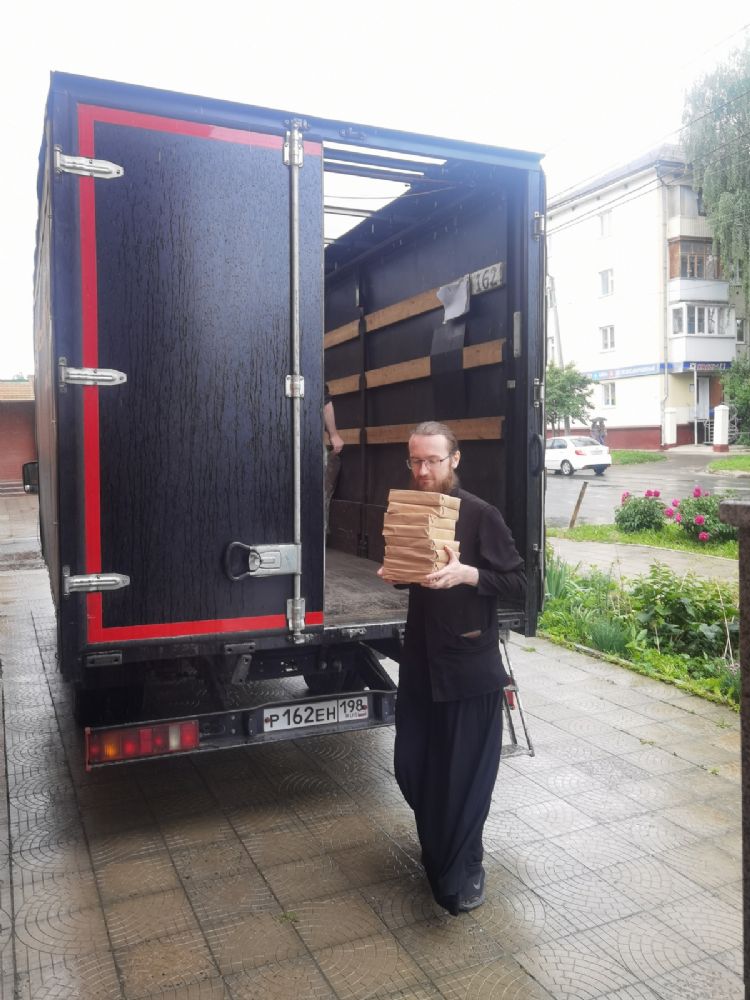 Содержание листовок обновляется раз в полгода. (Фото предоставлено пресс-службой епархии).