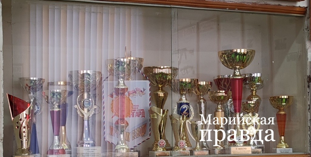 Награды за победы на конкурсах военно-патриотического характера 1.jpg