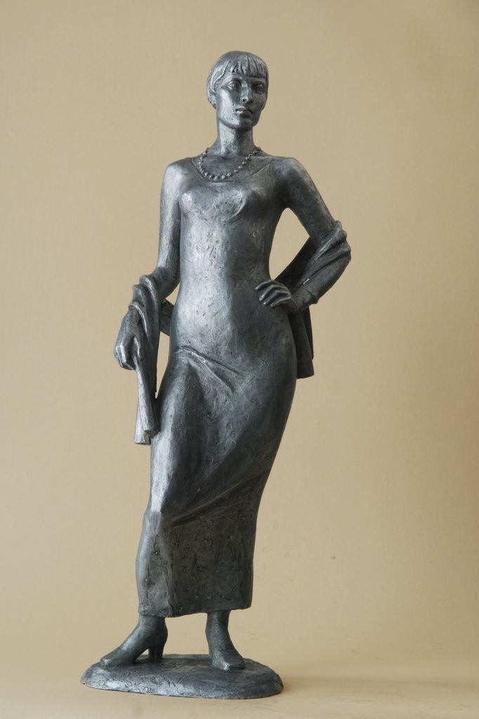 Анна Ахматова. Алюминий. работа Галины Медведевой. Фото предоставлено супругами Медведевыми.jpg