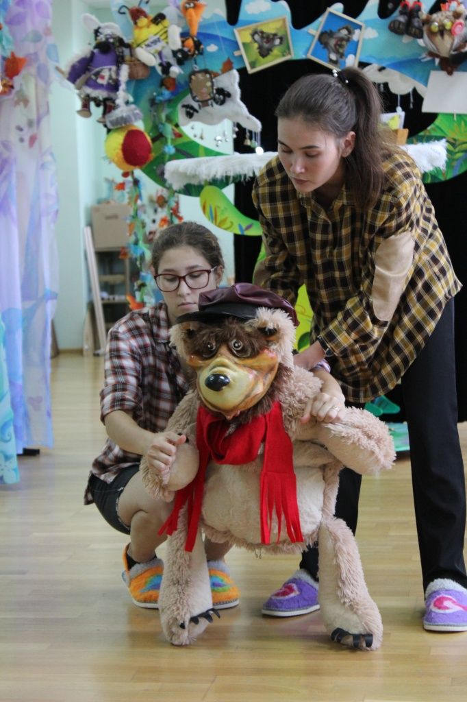 Репетиция спектакля По опушке лось шагал. Фото Ирины Суворовой.jpg