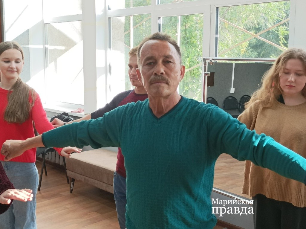 В танце - по жизни. Фото Марины Оленевой Марийская правда.jpg