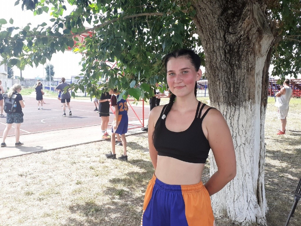 Толстова Анна