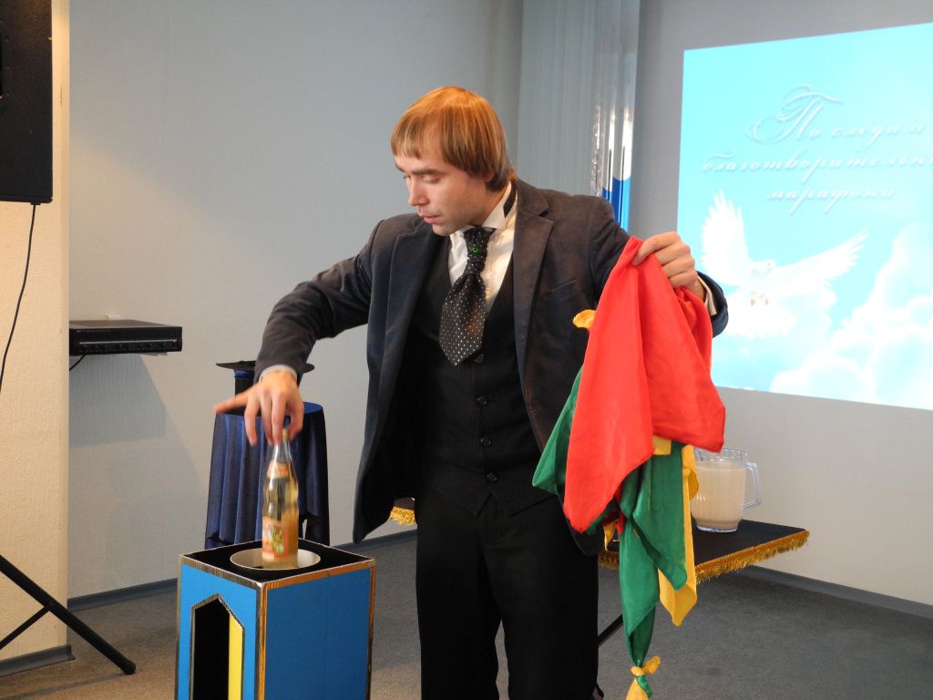 факусник-иллюзионист Альберт Пластинин (6).JPG