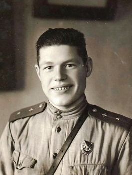 Таким он парнем был.jpg