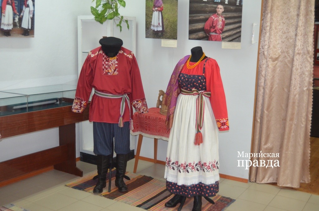 Костюмы просто загляденье..jpg