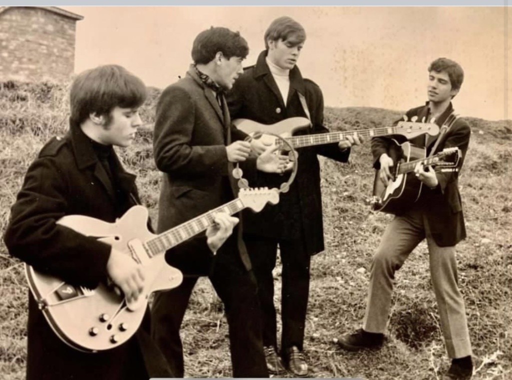 Первая группа Сотозерро.jpg