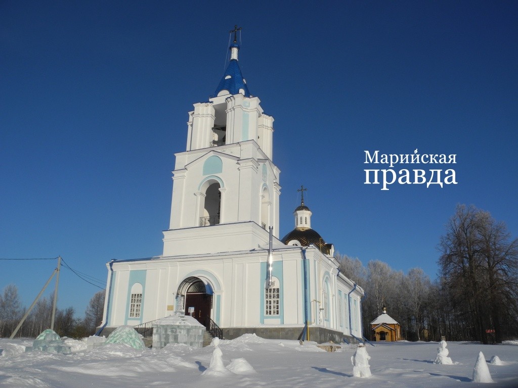 Вот такой красавицей стала восстановленная церковь в Верх-Ушнуре. (Фото Натальи Кулишовой).