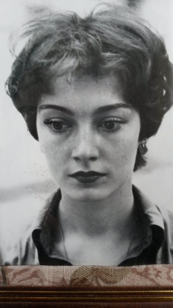 Вот такими красивыми и широко открытытми глазами и по сей день смотрит на профессию и мир Маргарита Соловьева.jpg