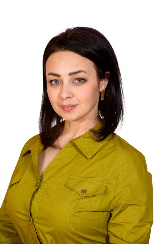 фото Рузиля Рафисовна воспитатель.JPG