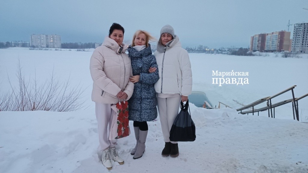три подругиии.jpg