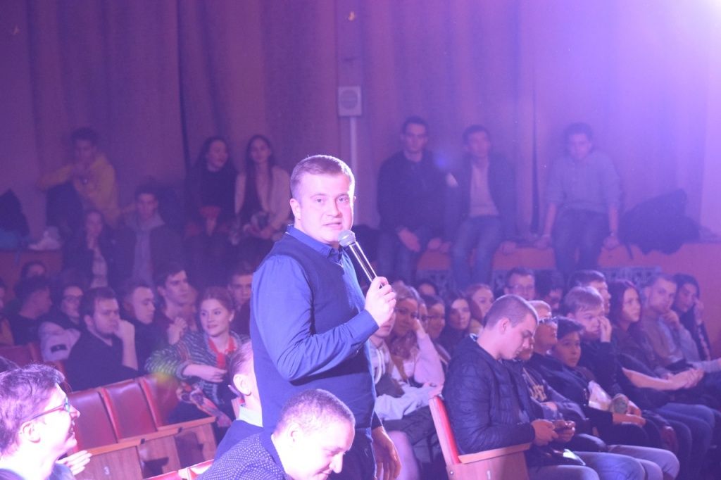 Глеб в качестве члена жюри Глеб в качестве члена жюри