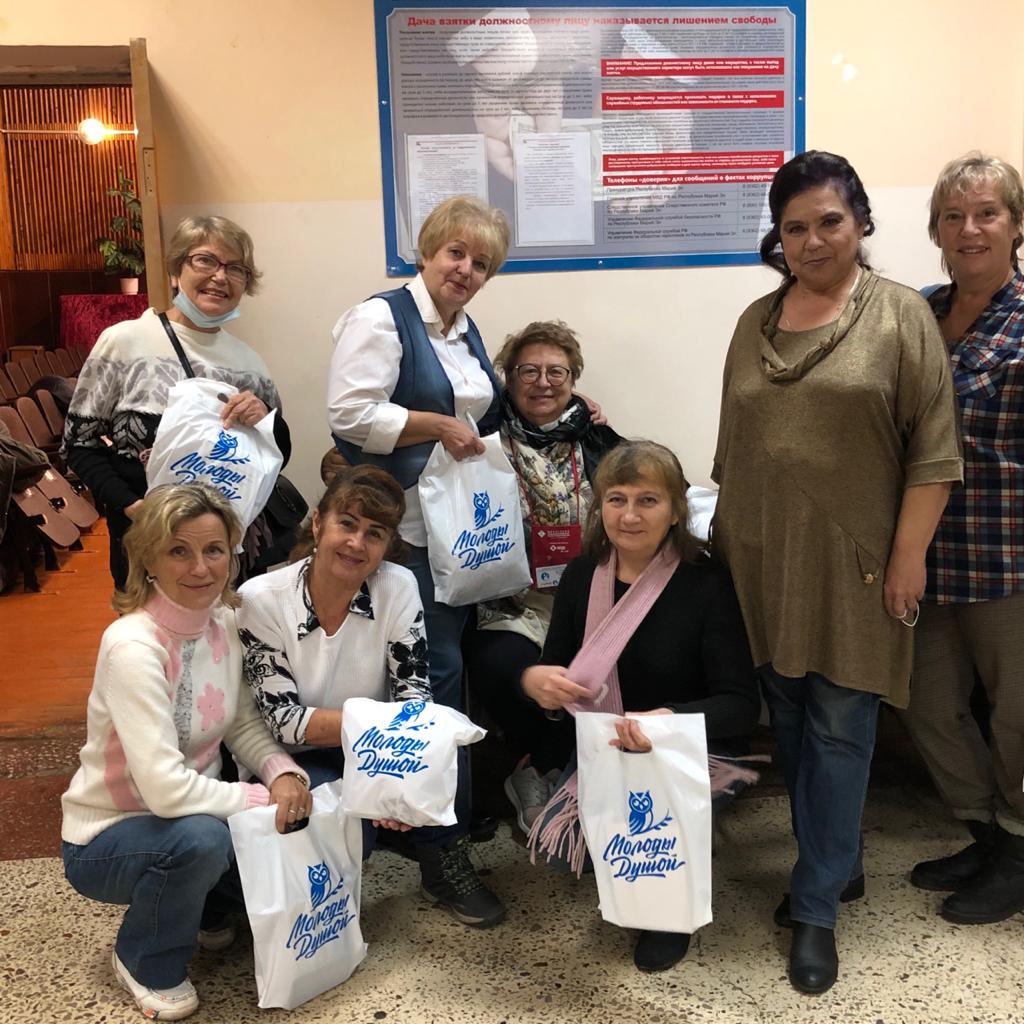 Многие из участников - уже опытные волонтеры. (Фото предоставлено Натальей Моровой).