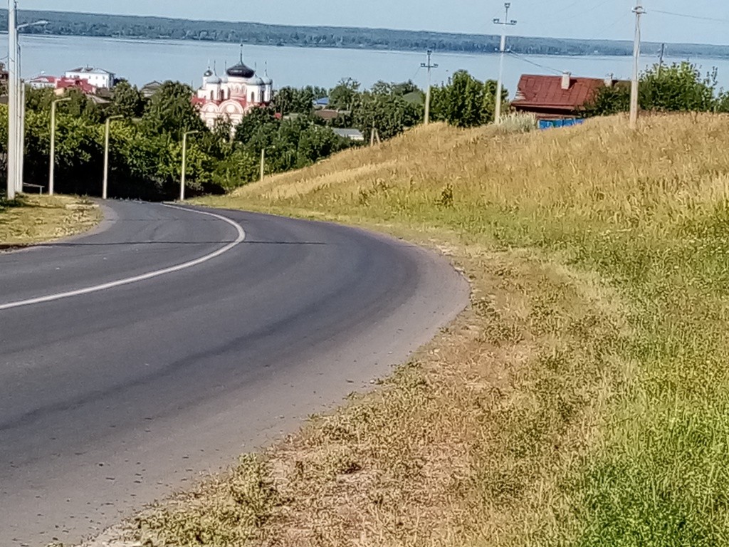 Смоленский собор находится в нижней исторической части города (Фото Натальи Кулишовой).