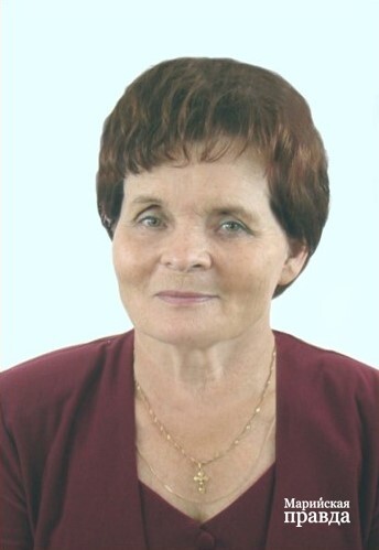 Педагог Нина Лоскутова вместе со своим учеником Иваном Саратовым исследует забытую страницу родного края..jpg