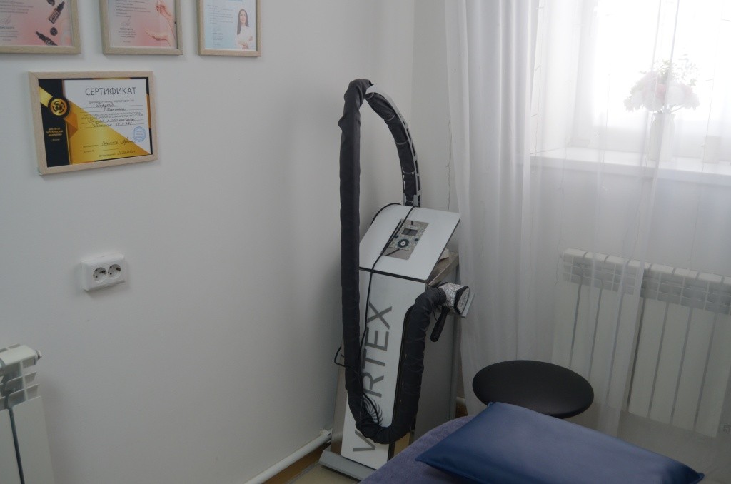 Благодаря субсидии Татьяна Гордеева приобрела дорогостоящий массажный вакуумно-роликовый аппарат .JPG