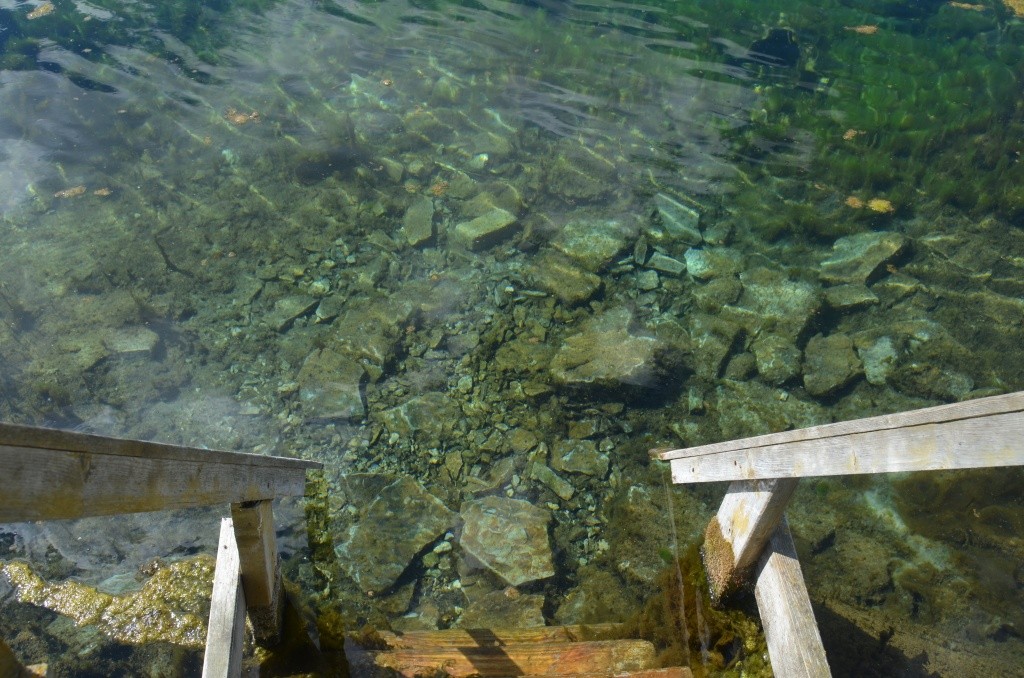 Вода здесь изумительно прозрачная.jpg