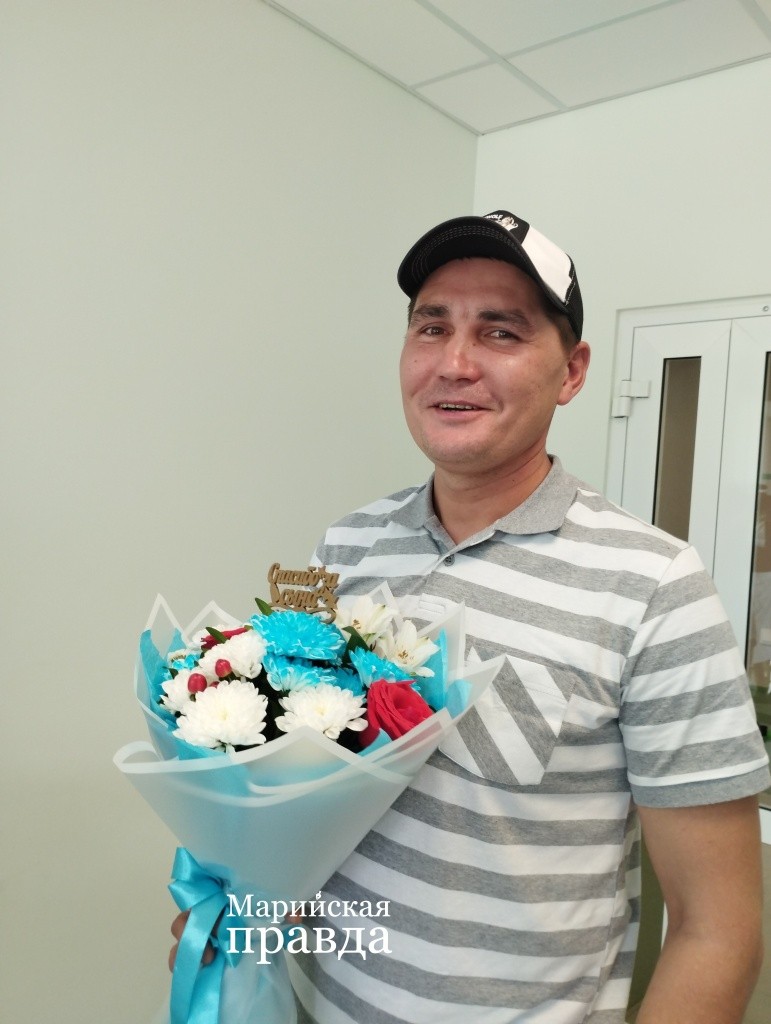 Руслан Воронцов счастлив рождением не одного, а целых двух сыновей! (Фото Натальи Кулишовой/"Марийская правда"). Руслан Воронцов счастлив рождением не одного, а целых двух сыновей! (Фото Натальи Кулишовой/"Марийская правда").