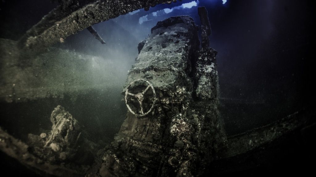 Погружение к кораблям