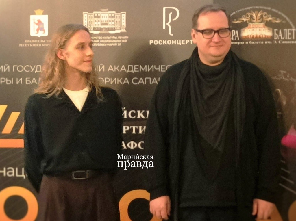 jpg Слева направа Максим Севагин - худрук балетной труппы и Андрей Борисов - гендиректор МАМТ им. Станиславского. фото Марины Оленевой.jpg