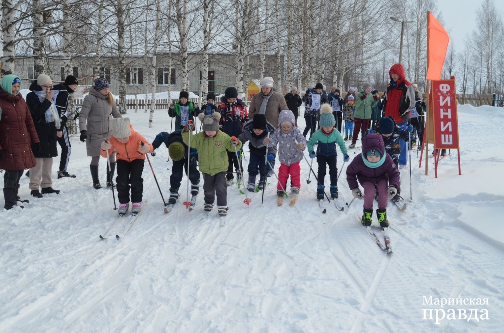 Первыми на старт вышли дошколята..jpg
