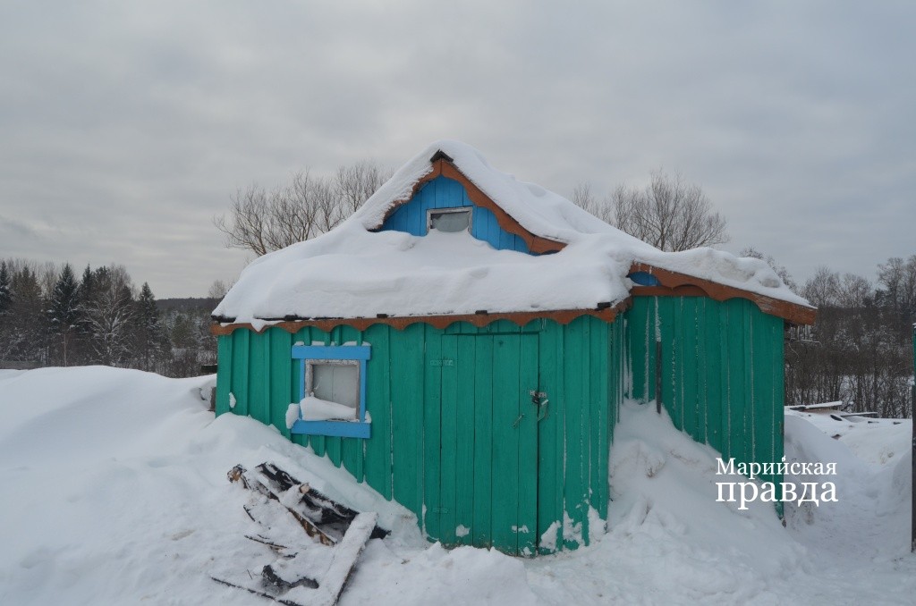 Уцелела только стоявшая в стороне баня..jpg