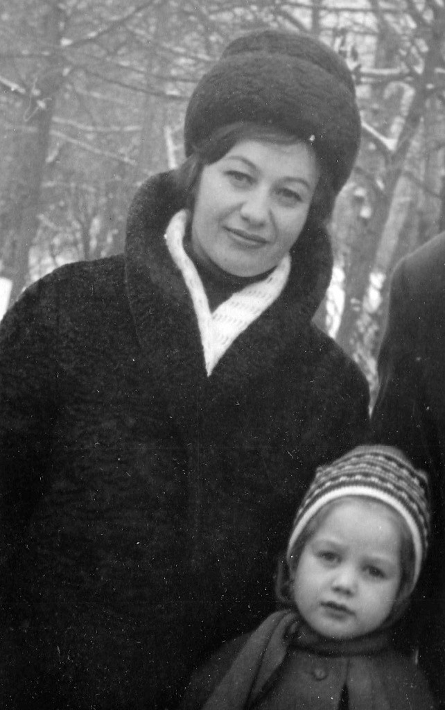 Нелли во всем похожа на маму, даже характером! (Фото из семейного архива предоставила Нелли Андрюхина).