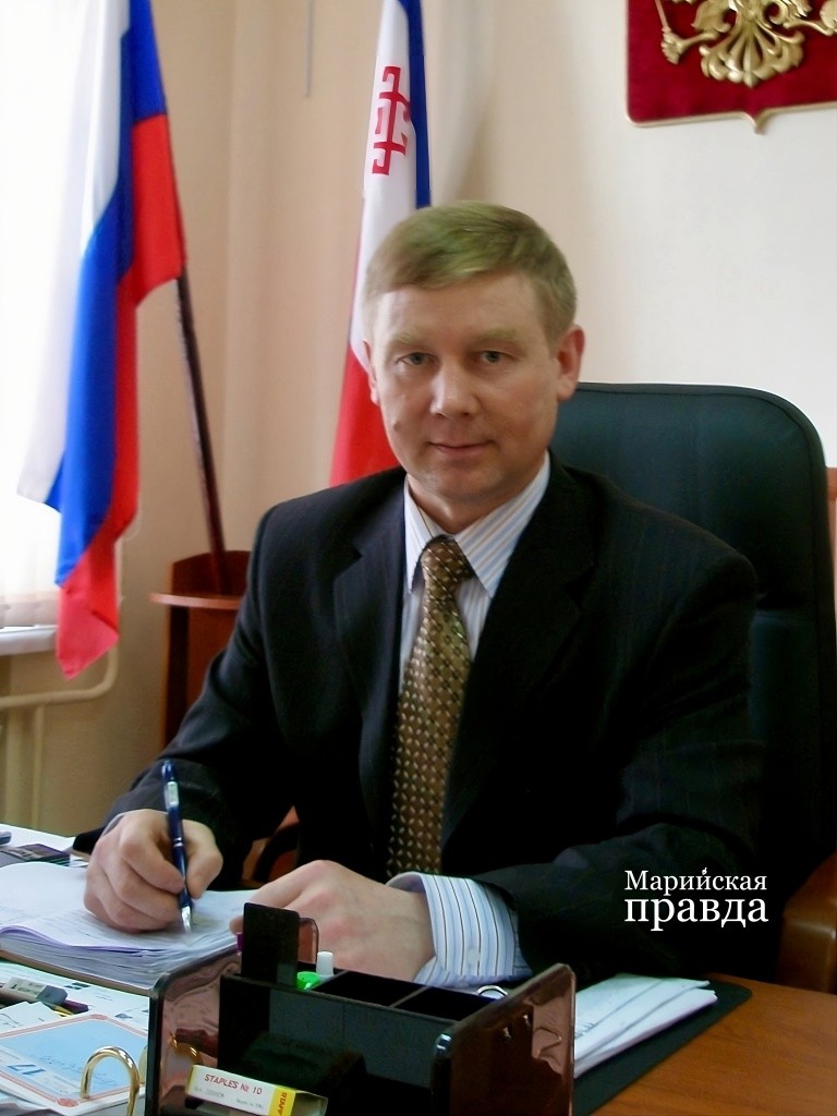 Руководитель департамента животного мира РМЭ Николай Шурков наши сотрудники мониторят ситуацию и постараются отвадить рысей от деревни..jpeg